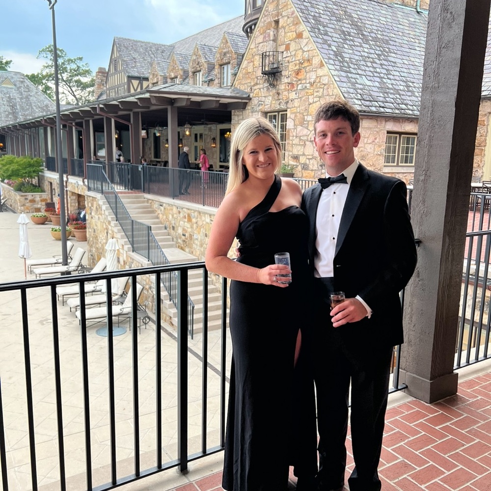 Lulu's Black One-Shoulder Maxi Dress
